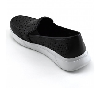 MOCASÍN CALADO