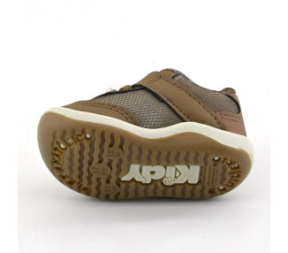 ZAPATILLA ABROJO CORDON ELASTIZADO