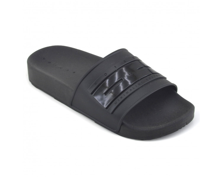 CHINELA SLIDE LONDON