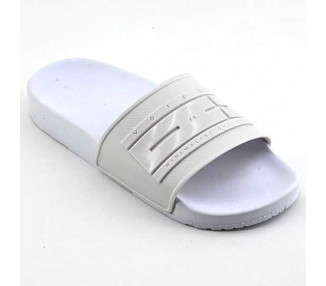 CHINELA SLIDE LONDON