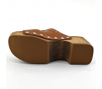 ZUECO TACHAS MADERA