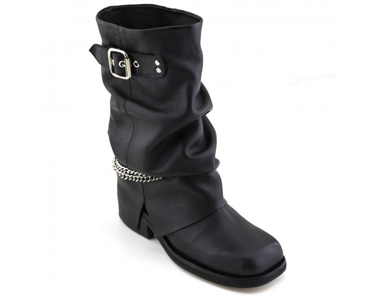 BOTA ARRUGADA CADENA BOTA ARRUGADA CADENA