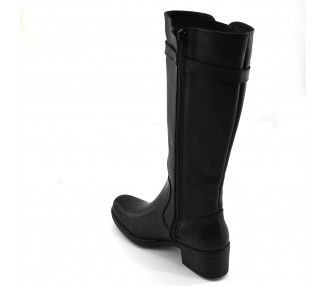 BOTA MONTAR CON HEBILLA